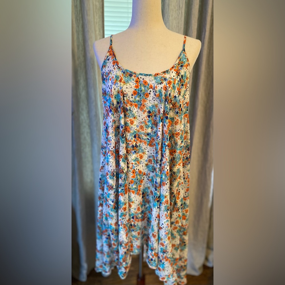 UMGEE Swingy Floral Sundress w adjustable straps, Sz S